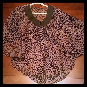 Loose flutter sleeve top